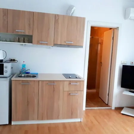 Aphrodite Rose Appartement *